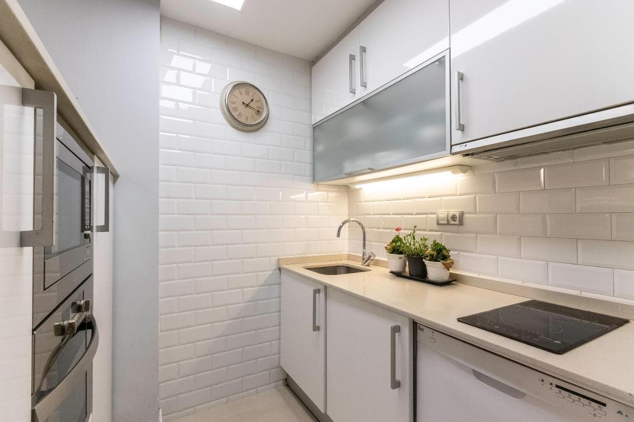 Apartamento En Centro De Bilbao, Deusto Lägenhet Exteriör bild